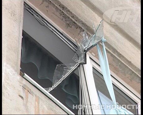 Ничего себе! В Екатеринбурге в одной из квартир взорвался баллончик с освежителем воздуха…  Объем разрушений просто поражает 